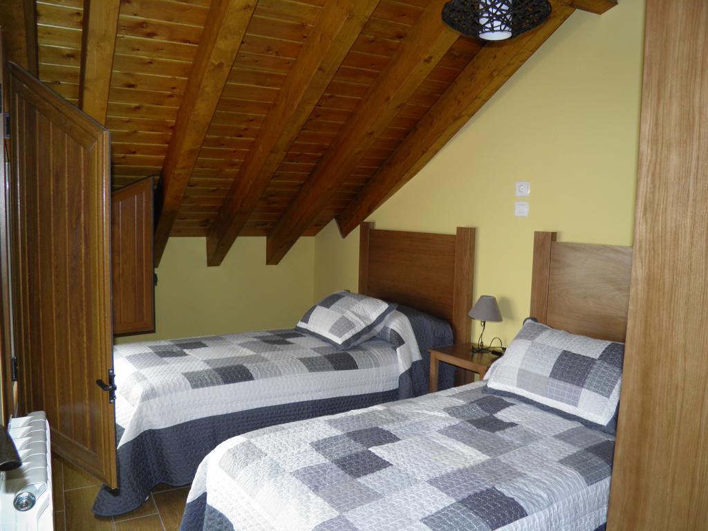 Apartamentos Turisticos Peñafiel Pokój zdjęcie